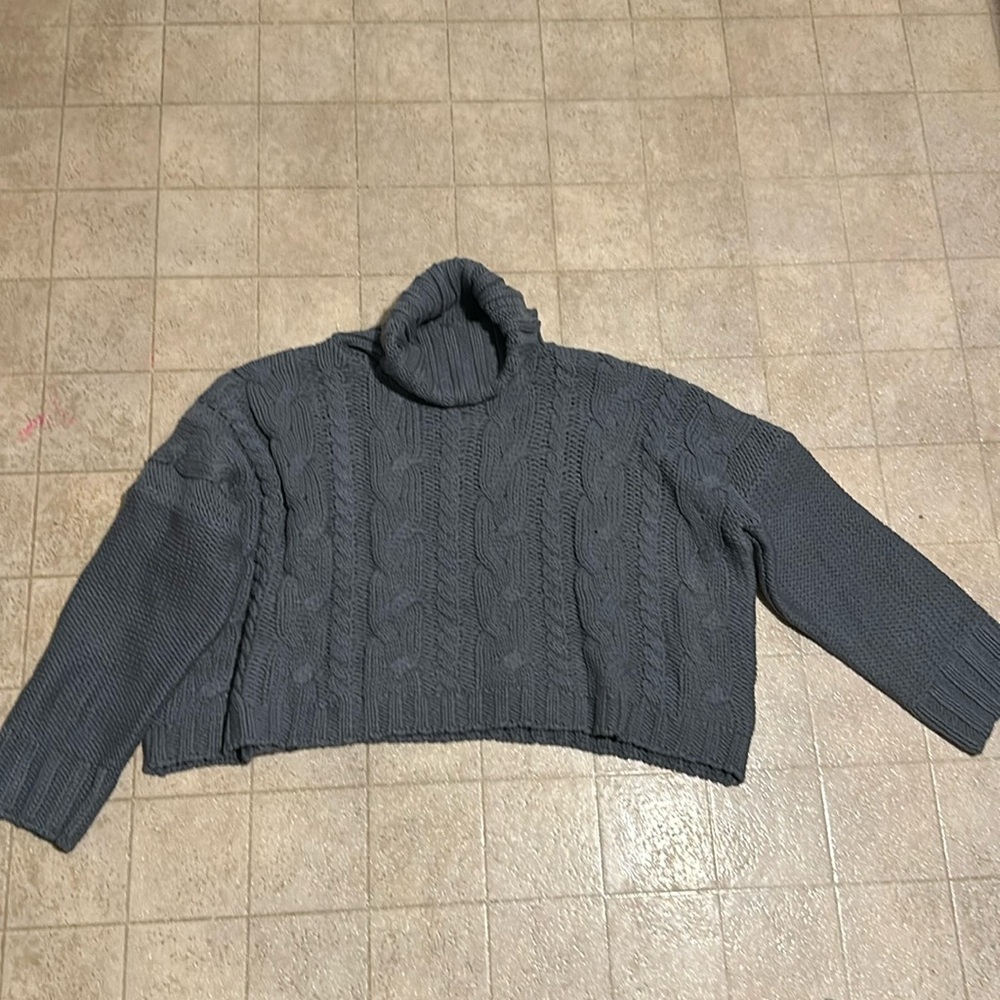 Knit Crop Top Sweater